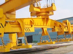 关于电磁桥式起重机的电磁吸盘专项维保